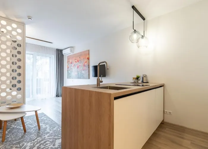 Maluno Vilos Jura Apartamentai * بالانغا